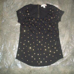 womens gold stud tank top.Tee shirt.Black tank.size Junior large